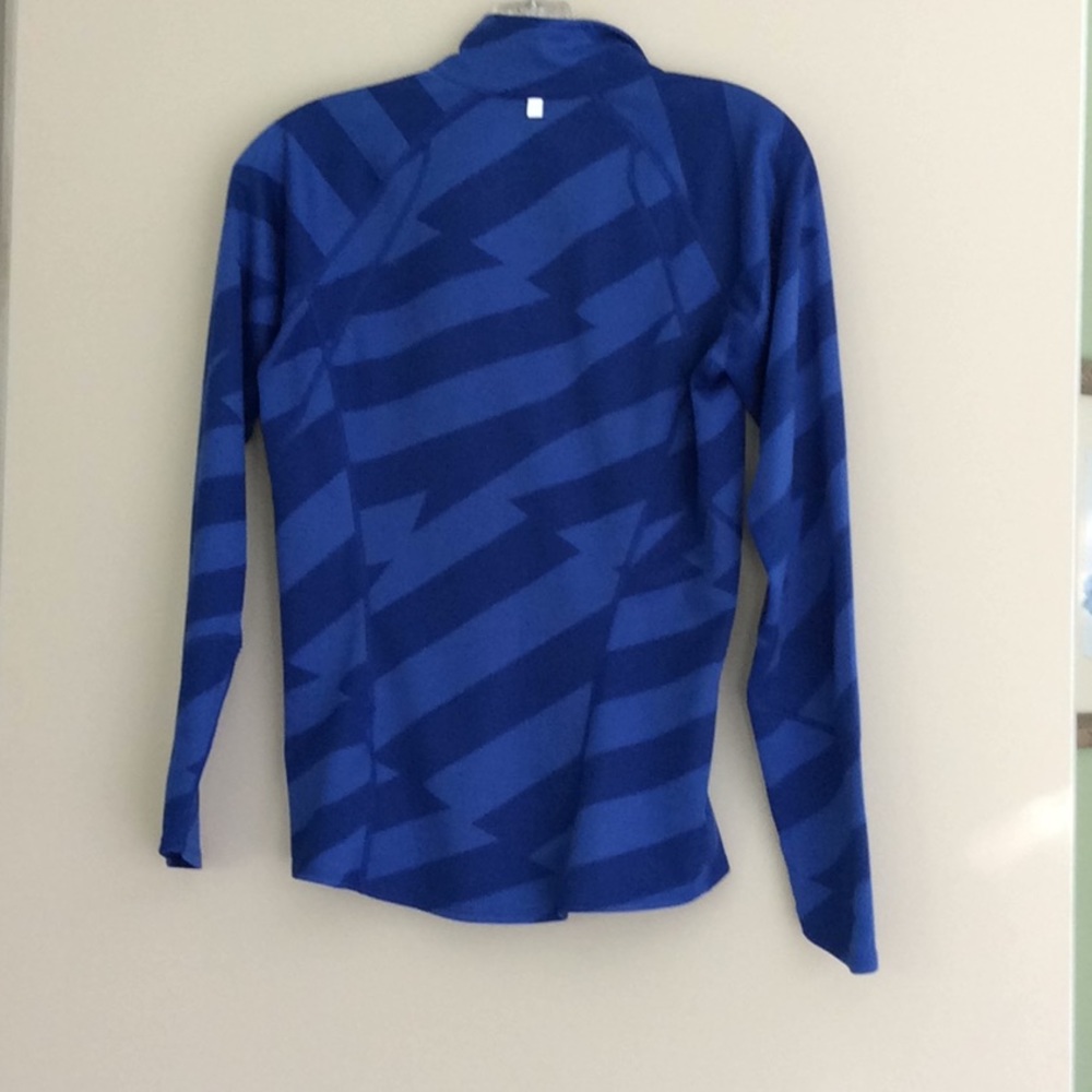 Nike DRI FIT - Picture 5 of 7